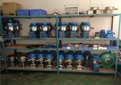 供應(yīng)天津獨立式吸料機,重慶真空吸料機供應(yīng)商_塑料橡膠機械欄目